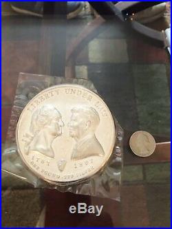 1987 Constitution One Pound 1 lb 16 ounce oz. 999 Silver Liberty Coin Reagan