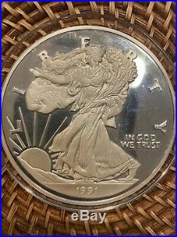 1991 USA Silver Eagle One Half Pound. 999 Fine Silver Coin With case 8 Ounces