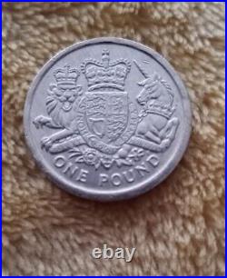 2015 £1 One Pound Coin The Royal Arms UK High nice condition vintage rare x1