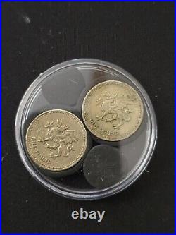 2x 2000 £1 Welsh Dragon Old Round One Pound Coin Rare Collectable Circulated