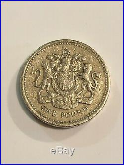 One £1 Pound Coin Royal Arms United Kingdom 1983