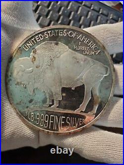 One Pound 2005 Indian / Buffalo. 999 Silver Round