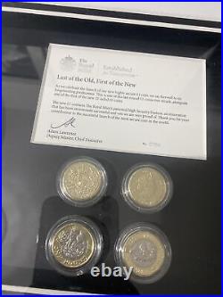 One Pound Coin Royal Mint Issue Last Of The Old First Of The New Framed Case £1