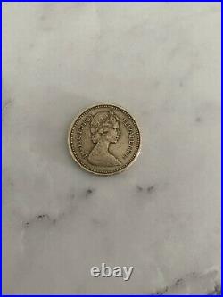 RARE 1983 Decus Et Tutamen -1 Pound Coin From 1983, Old And Rare