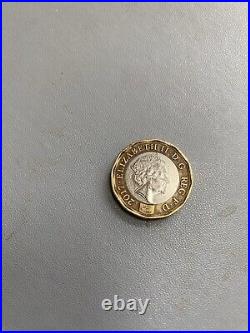 Rare £1 Coin 2017 Mint Error Round