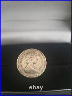 Rare 1983 Old £1 Royal Coat of Arms Pound Coin (Et Tutamen Decus) Elizabeth II