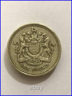 Rare 1983 Royal Arms One Pound Coin DECUS ET TUTAMEN Upside Down Coin C1
