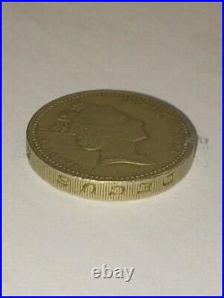 Rare 1996 £1 coin'DECUS ET TUTUMEN' printed upside down