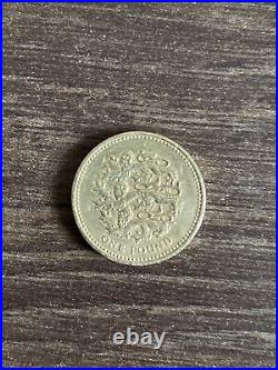 Rare 1997 1 Pound Coin Queen Elizabeth DECUS ET TUTAMEN 1997 V/G Collectible