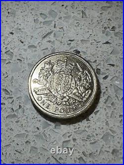 Rare Collectable 2015 One Pound Coin The Royal Arms Unicorn And Crowned Lion £1