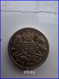 Rare Collectable 2015 One Pound Coin The Royal Arms Unicorn And Crowned Lion £1