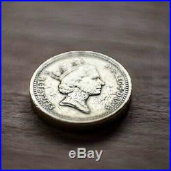 Rare Elizabeth II one pound coin (DECUS ET TUTAMEN) 1993